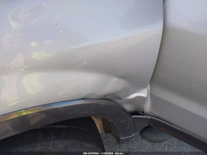 2005 Ford Escape Xlt VIN: 1FMYU93195KC22155 Lot: 43767894