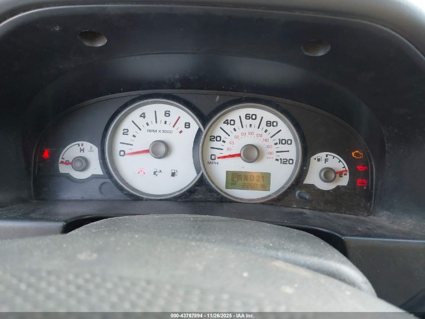 2005 Ford Escape Xlt VIN: 1FMYU93195KC22155 Lot: 43767894