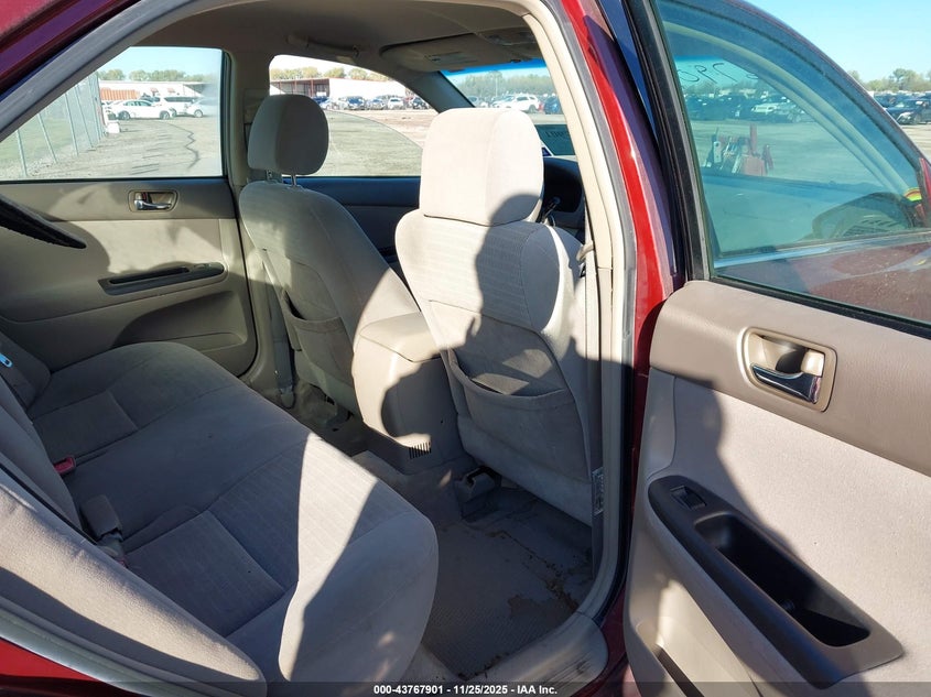 2005 Toyota Camry Le VIN: 4T1BE32K85U045046 Lot: 43767901