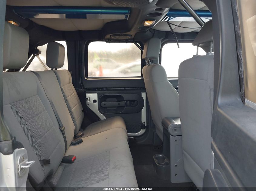 2008 Jeep Wrangler Unlimited Rubicon VIN: 1J4GA69148L545729 Lot: 43767904