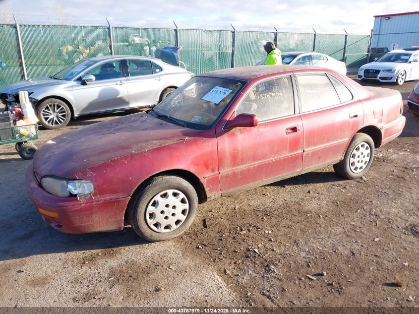 1995 Toyota Camry Le VIN: 4T1SK12E0SU613907 Lot: 43767979