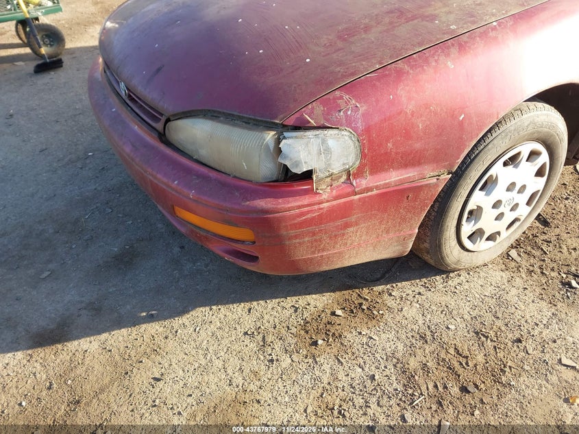 1995 Toyota Camry Le VIN: 4T1SK12E0SU613907 Lot: 43767979