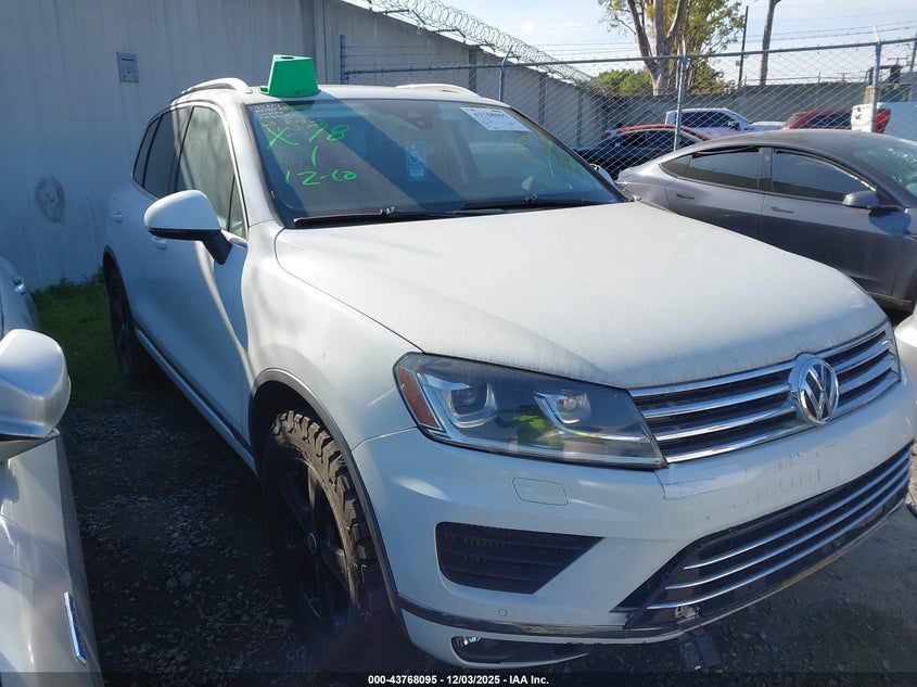 WVGEP9BP3FD007098 2015 Volkswagen Touareg Tdi Executive auction photo 1