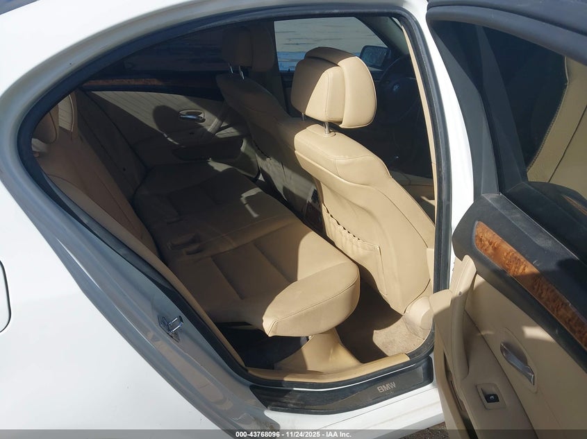 2008 BMW 528 I VIN: WBANU53598C110955 Lot: 43768096