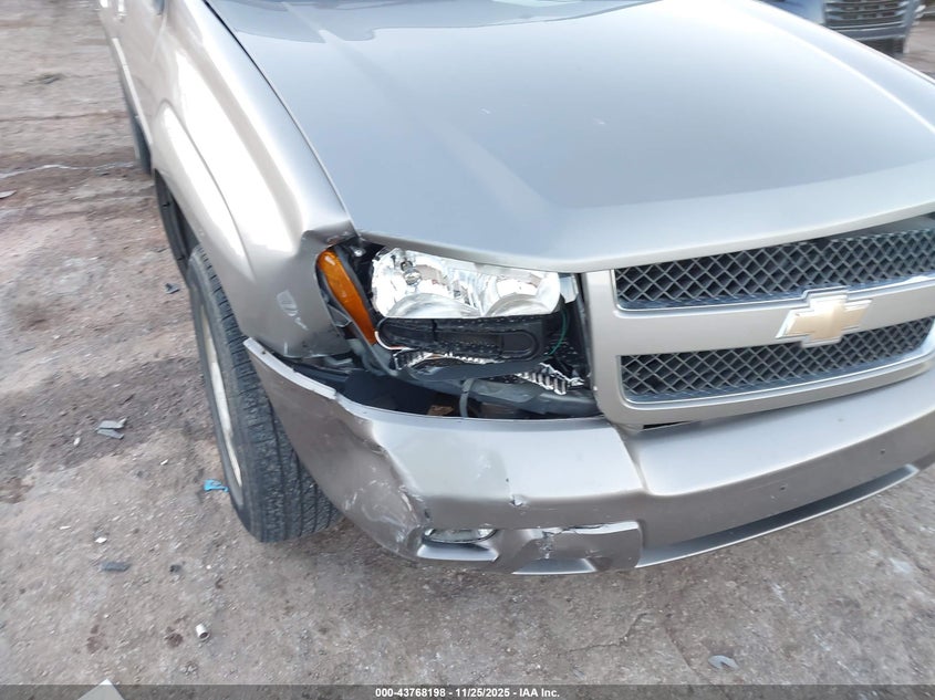 2008 Chevrolet Trailblazer Lt VIN: 1GNDS13SX82212295 Lot: 43768198