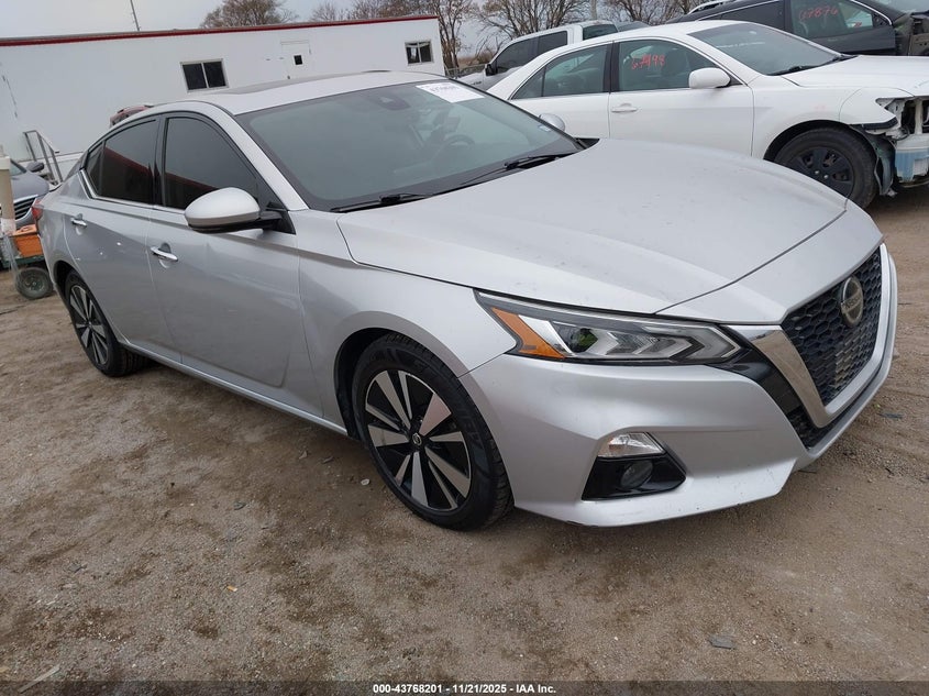 NISSAN ALTIMA SL FWD