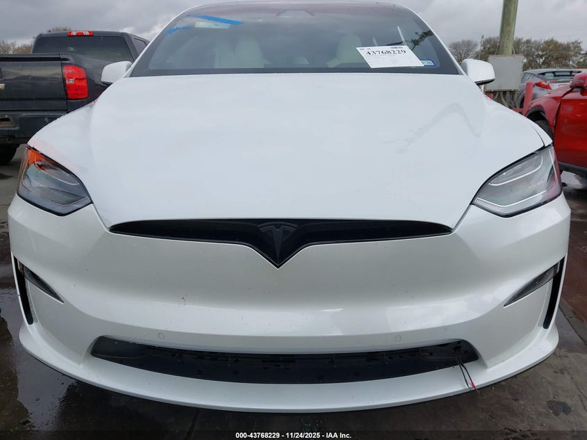 2022 Tesla Model X Dual Motor All-Wheel Drive VIN: 7SAXCAE51NF343010 Lot: 43768229