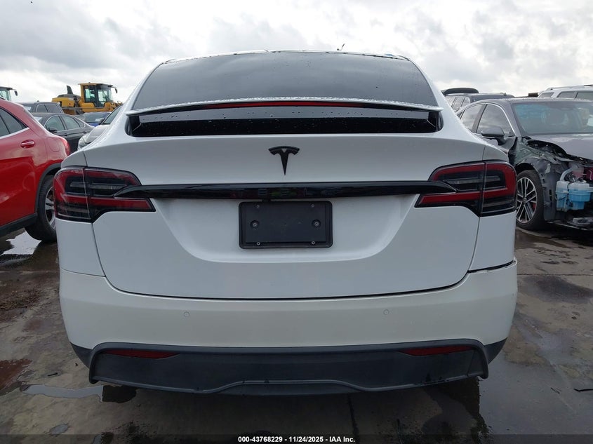 2022 Tesla Model X Dual Motor All-Wheel Drive VIN: 7SAXCAE51NF343010 Lot: 43768229