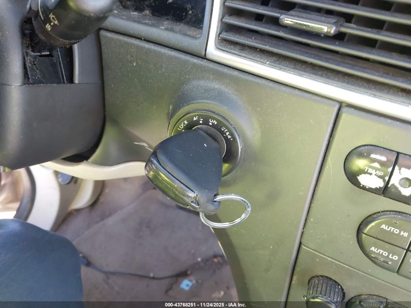 2005 Chrysler Pacifica Touring VIN: 2C4GM68495R381437 Lot: 43768251