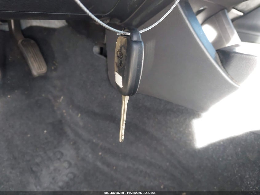 2021 Toyota Tacoma Sr VIN: 5TFAX5GN0MX194041 Lot: 43768280