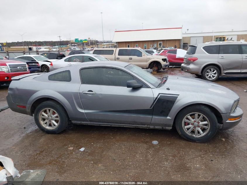 2007 Ford Mustang V6 Deluxe/V6 Premium VIN: 1ZVFT80N375359526 Lot: 43768316