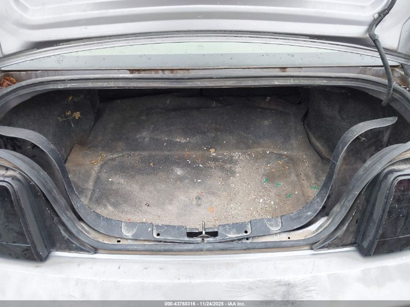 2007 Ford Mustang V6 Deluxe/V6 Premium VIN: 1ZVFT80N375359526 Lot: 43768316