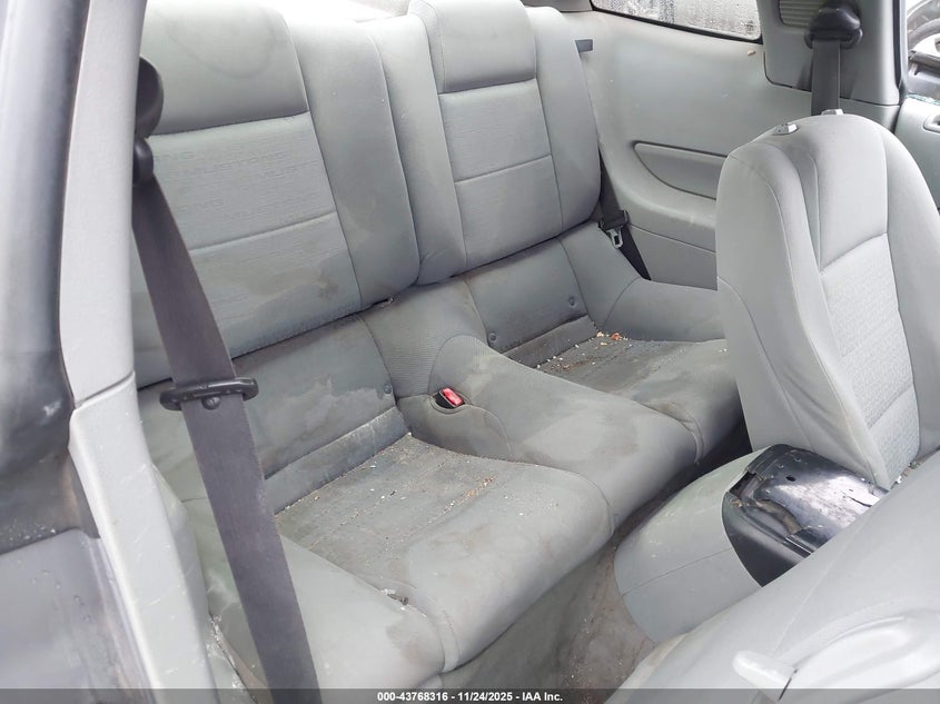 2007 Ford Mustang V6 Deluxe/V6 Premium VIN: 1ZVFT80N375359526 Lot: 43768316