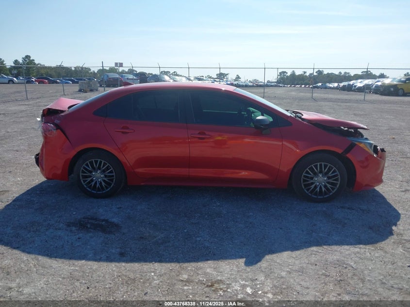 2021 Toyota Corolla Le VIN: 5YFEPMAE4MP181747 Lot: 43768338