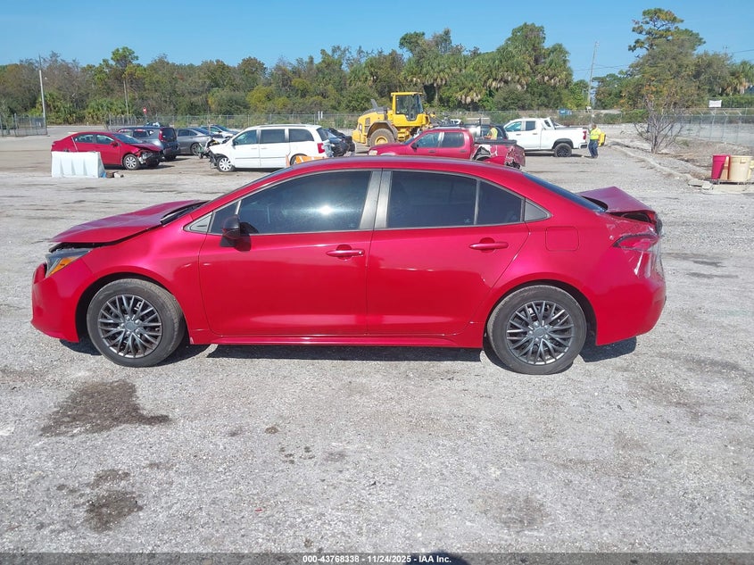2021 Toyota Corolla Le VIN: 5YFEPMAE4MP181747 Lot: 43768338