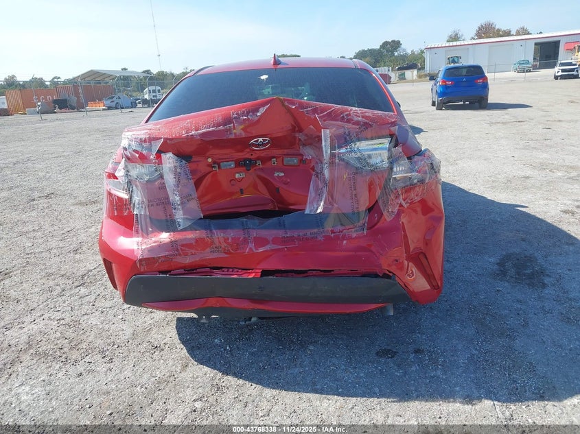 2021 Toyota Corolla Le VIN: 5YFEPMAE4MP181747 Lot: 43768338