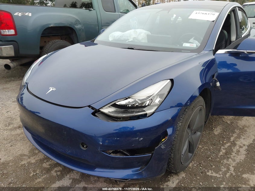 2020 Tesla Model 3 Standard Range Plus Rear-Wheel Drive/Standard Range Rear-Wheel Drive VIN: 5YJ3E1EA6LF631170 Lot: 43768379