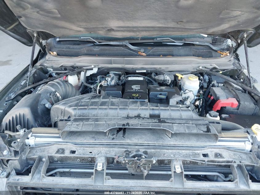 2022 Ram 3500 Laramie 4X4 8' Box VIN: 3C63RRJL2NG100630 Lot: 43768463