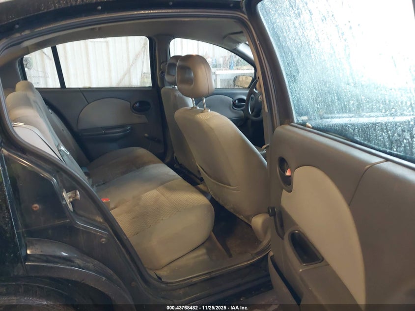 2007 Saturn Ion 2 VIN: 1G8AJ55F27Z122581 Lot: 43768482