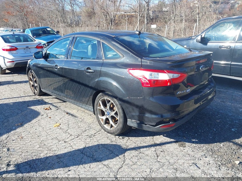 1FADP3F28EL187071 2014 FORD FOCUS photo no. 3