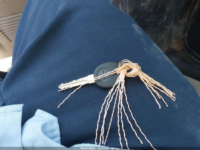 2008 GMC Savana Work Van VIN: 1GTGG25C381128991 Lot: 43768523