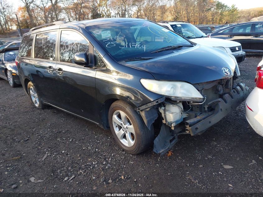 TOYOTA SIENNA LE 8 PASSENGER