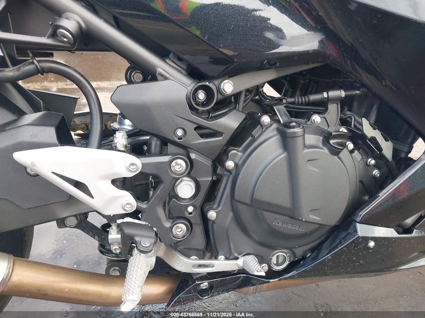 2021 Kawasaki Ex400 VIN: JKAEXKG17MDAA9278 Lot: 43768569