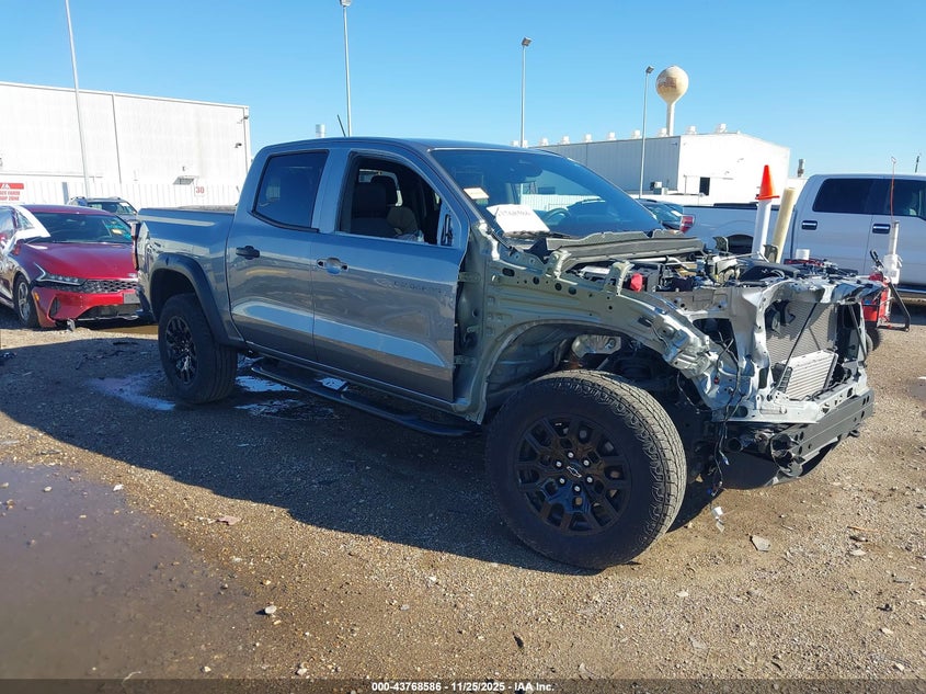 CHEVROLET COLORADO 4WD TRAIL BOSS