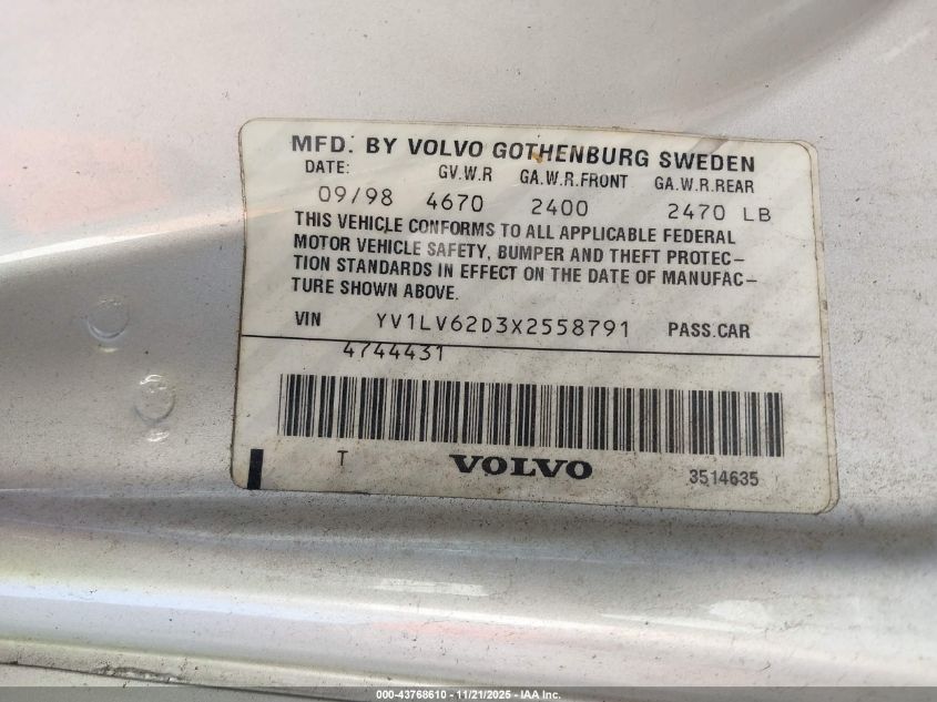 1999 Volvo V70 R VIN: YV1LV62D3X2558791 Lot: 43768610