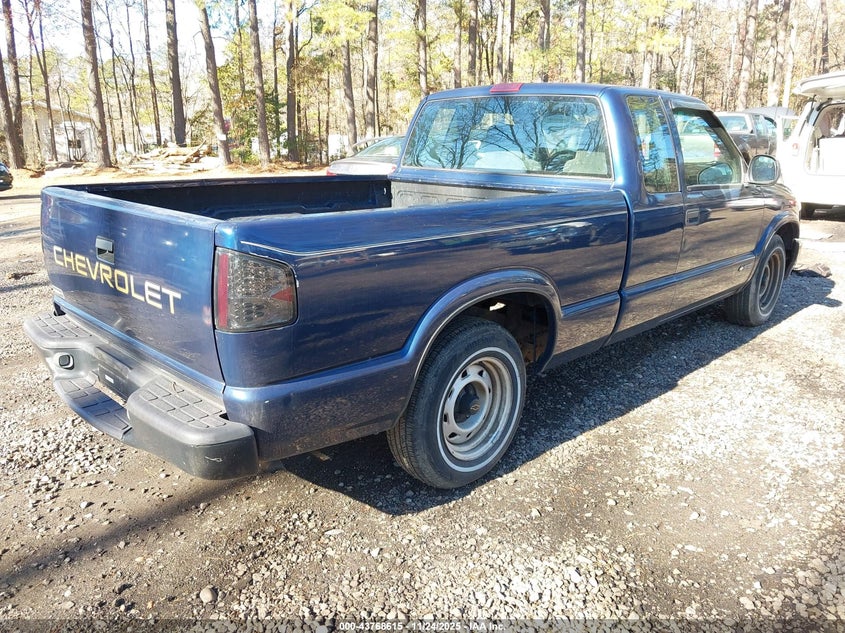 1GCCS195328114168 2002 CHEVROLET S-10 PICKUP photo no. 4
