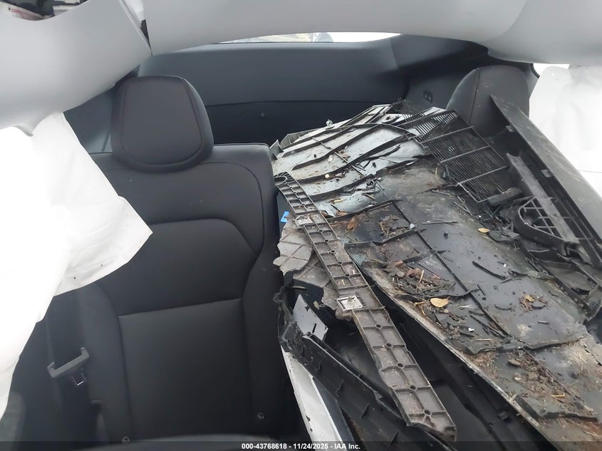 2026 Tesla Model Y Long Range Dual Motor All-Wheel Drive VIN: 7SAYGDED6TA496803 Lot: 43768618