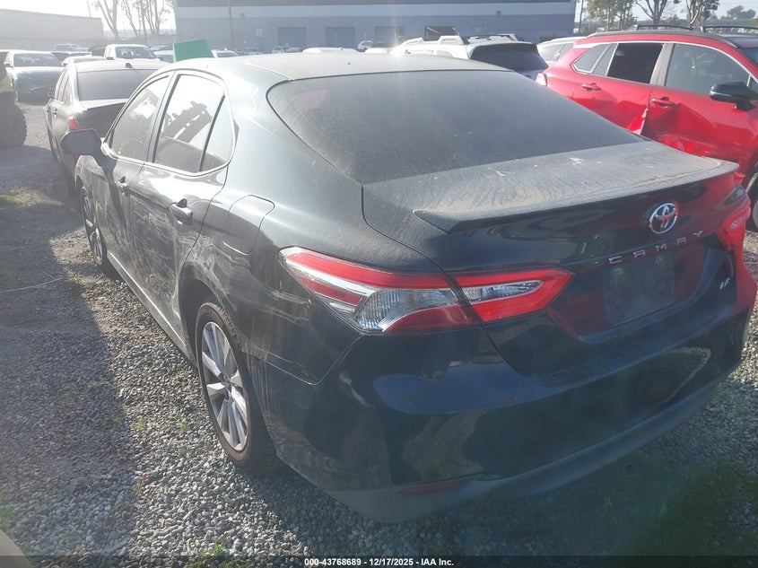 JTNB11HK9J3067161 2018 TOYOTA CAMRY photo no. 3