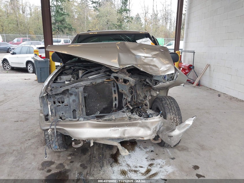 2002 Chevrolet Blazer Ls VIN: 1GNDT13W12K213696 Lot: 43768692