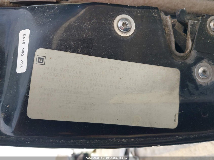 1994 Chevrolet Suburban K2500 VIN: 1GNGK26N4RJ421726 Lot: 43768712