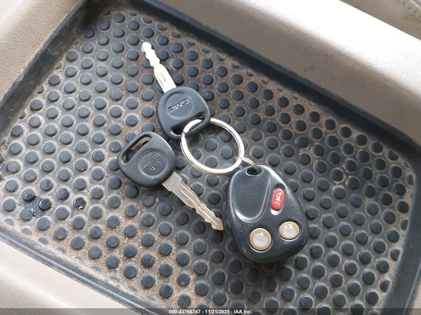 2003 GMC Yukon Xl 1500 Slt VIN: 1GKFK16Z83J305877 Lot: 43768747