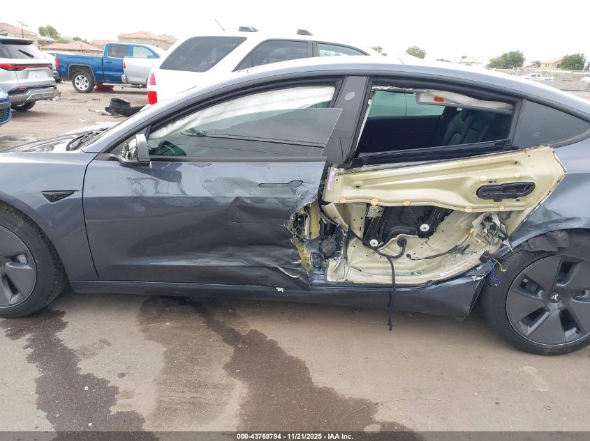 2022 Tesla Model 3 Long Range Dual Motor All-Wheel Drive VIN: 5YJ3E1EB7NF332363 Lot: 43768794