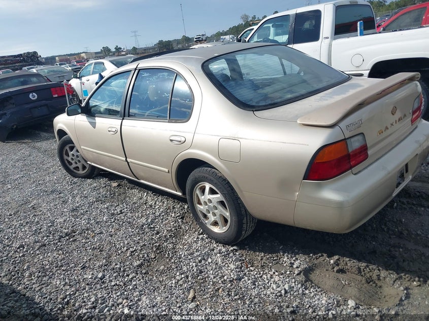 JN1CA21D6ST053717 1995 NISSAN MAXIMA photo no. 3