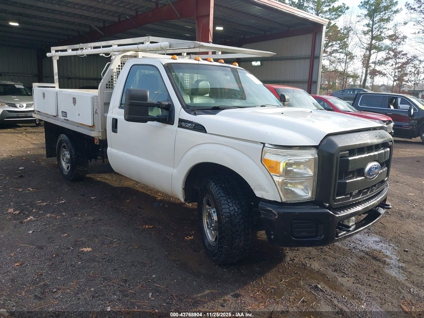 2011 Ford F-350 Chassis Xl