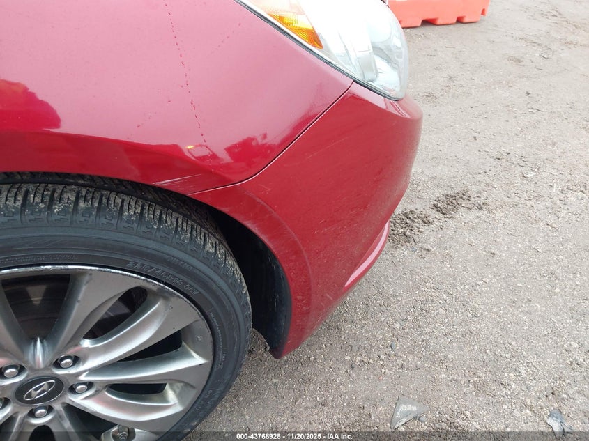 5NPEC4AC2BH067296 2011 HYUNDAI SONATA photo no. 12