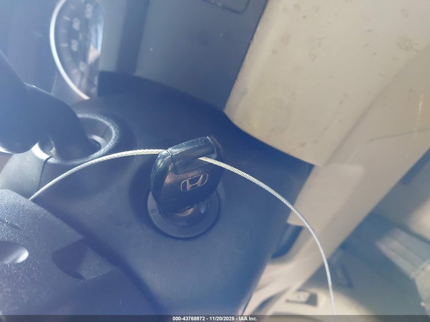 2008 Honda Cr-V Lx VIN: JHLRE38398C055097 Lot: 43768972