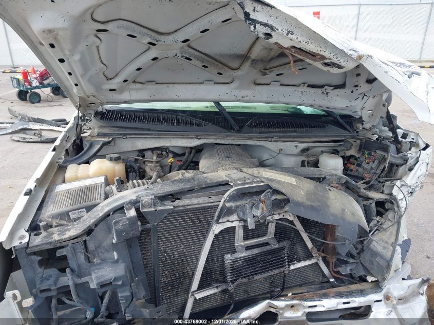 2005 Chevrolet Silverado 3500 Work Truck VIN: 1GCJK39U15E298350 Lot: 43769002