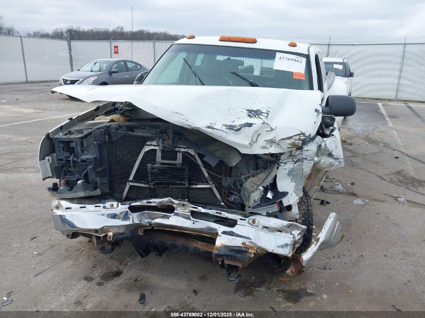 2005 Chevrolet Silverado 3500 Work Truck VIN: 1GCJK39U15E298350 Lot: 43769002