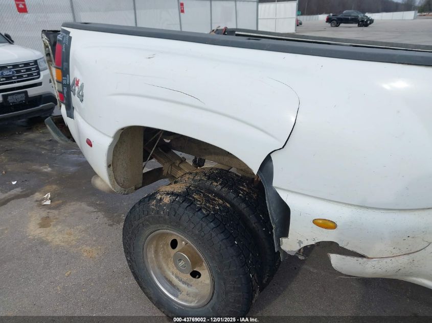2005 Chevrolet Silverado 3500 Work Truck VIN: 1GCJK39U15E298350 Lot: 43769002