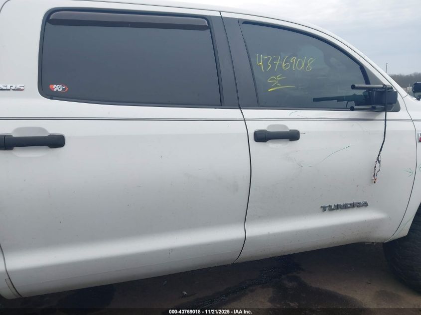 2007 Toyota Tundra Sr5 5.7L V8 VIN: 5TBEV541X7S471693 Lot: 43769018