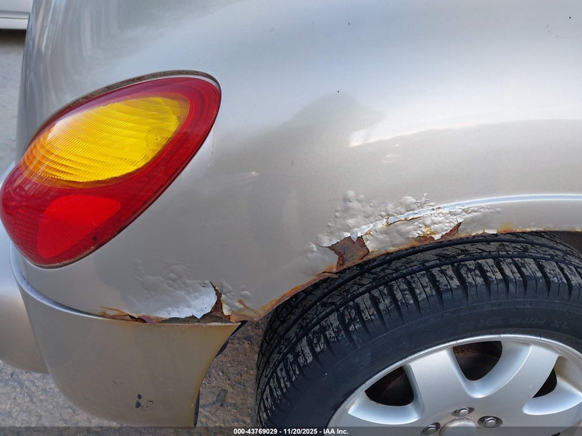 2004 Chrysler Pt Cruiser Classic Edition VIN: 3C4FY48B04T275201 Lot: 43769029