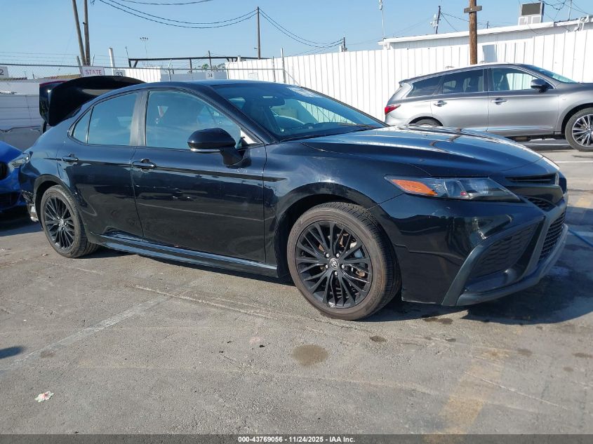 TOYOTA CAMRY SE NIGHTSHADE EDITION