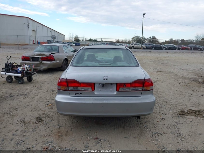 2001 Honda Accord 2.3 Ex VIN: JHMCG56601C021124 Lot: 43769065