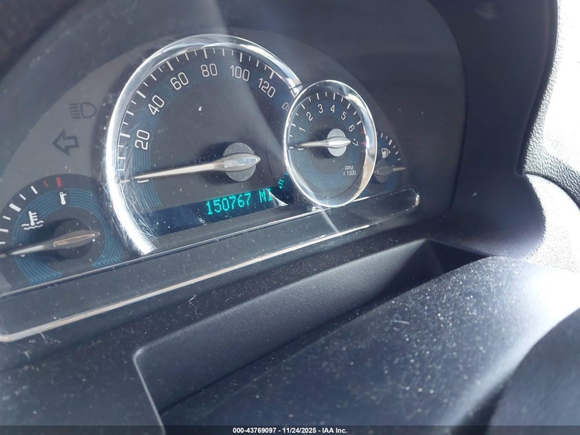 2008 Chevrolet Hhr Lt VIN: 3GNCA23DX8S677895 Lot: 43769097