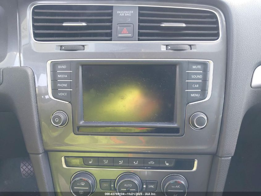 2016 Volkswagen E-Golf Se VIN: WVWKP7AU0GW904016 Lot: 43769104