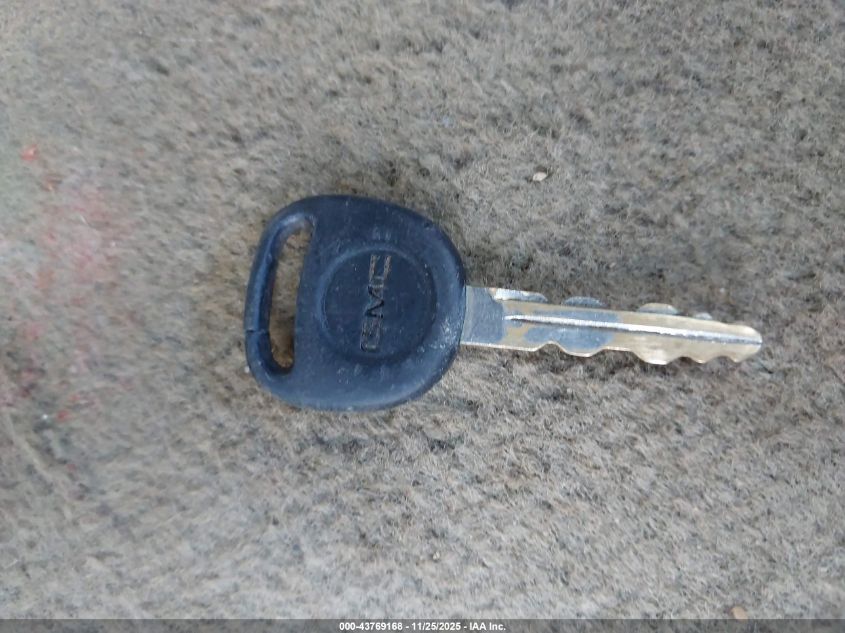 2004 GMC Yukon Denali VIN: 1GKEK63U54J156010 Lot: 43769168